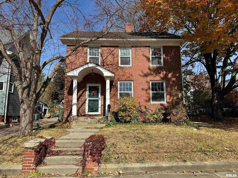 $89,900 – Classic 2-Story Brick Home with Charming Details at 467 E Grove St, Galesburg, IL