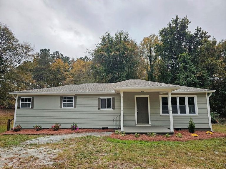 Renovated 3-Bedroom Ranch Home on 1+ Acre Lot at 69 Stockmar Rd, Villa Rica, GA – $239,900