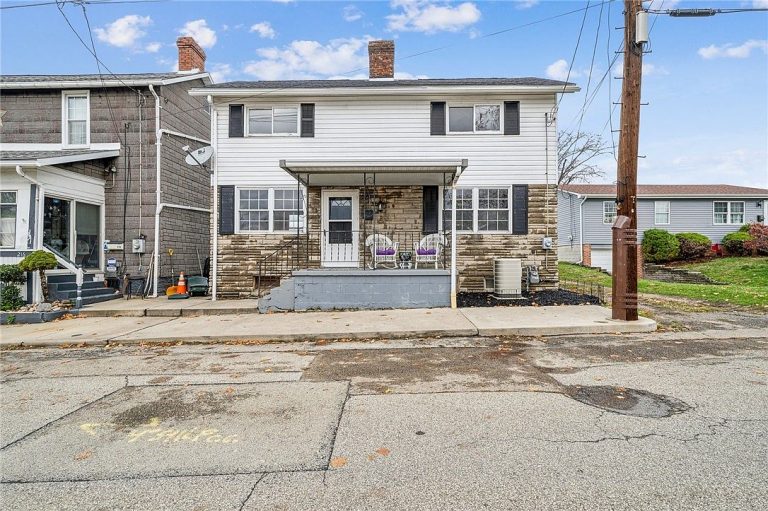 Beautifully Renovated 2-Bedroom Home at 214 W Morton Ave, Connellsville, PA – $134,900