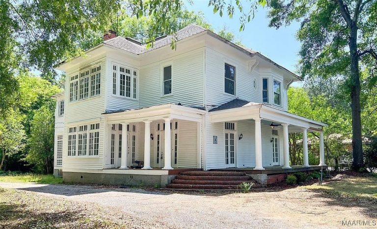 Historic Baldwin Mansion – 398 Felder Ave, Montgomery, AL 36104 – $99,900