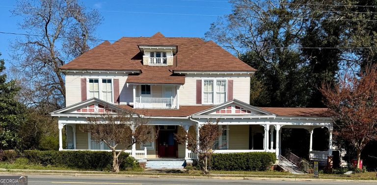 Historic 1910 Home on 1.78 Acres – $219,000 | 158 Commerce St, Hawkinsville, GA 31036 | Original Charm with Endless Potential