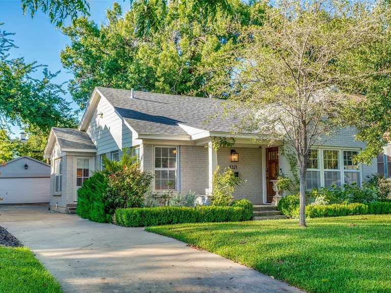 Updated 1950’s Cottage at 4321 El Campo Ave, Fort Worth, TX – $575,000