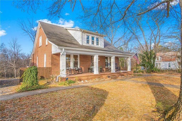 Spacious 4-Bedroom Home on 1.89 Acres at 1605 E Meadow Rd, Eden, NC – $185,000